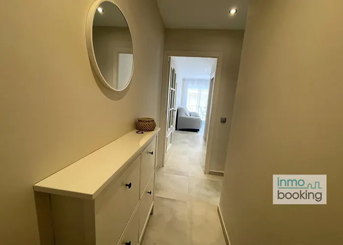 Inmobooking Lerimar アパート *