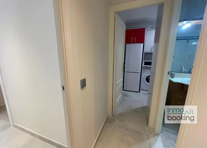 Inmobooking Lerimar サロウ