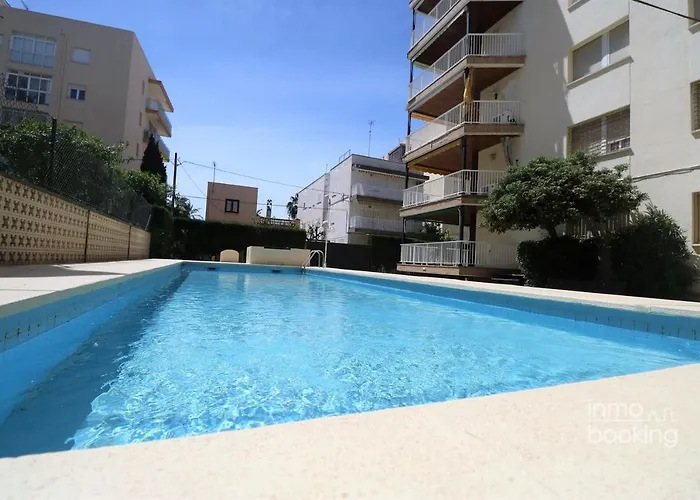 アパート Inmobooking Lerimar サロウ